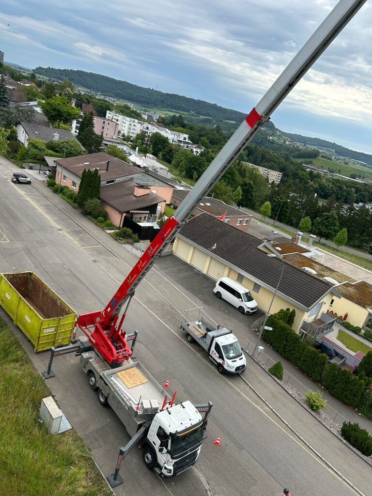 Klaas Kran von @klaas_alukranbau